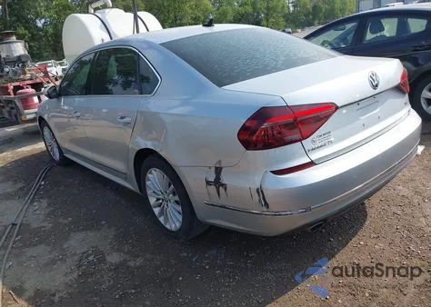 2017 Volkswagen Passat Se из США, поврежденный, VIN 1VWBT7A30HC075032